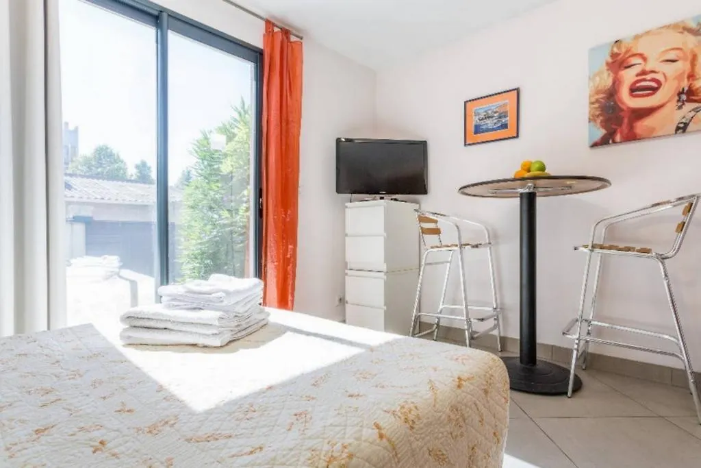 Pied A Terre En Ville Marseille 3*,  France